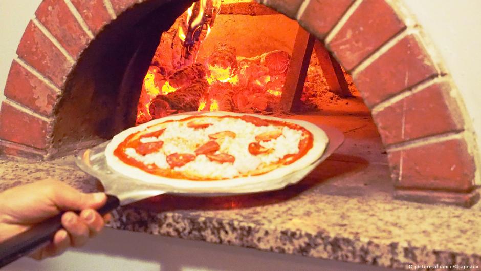 ألمانيا: بسبب “كورونا” مطعم بيتزا يحقق مبيعات غير مسبوقة!