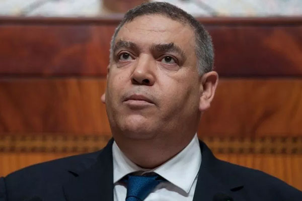 لفتيـت يُحيلُ على البرلمان قانون يتيح للجيش والأمن فرض حالة الطوارئ بالقوة