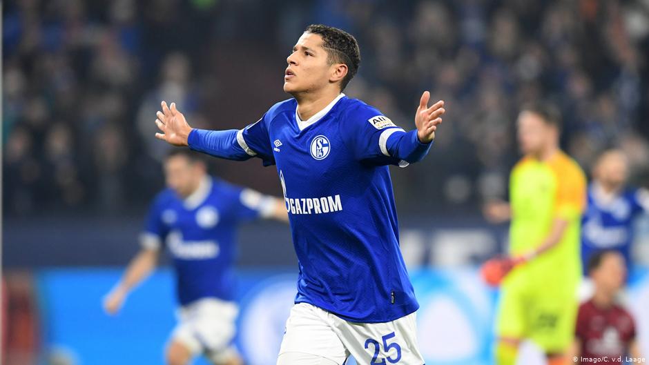 “رعونة” في ظل جائحة “كورونا”.. ضبط أمين حارث في ملهى ليلى بعد كسر الحجر الصحي بألمانيا