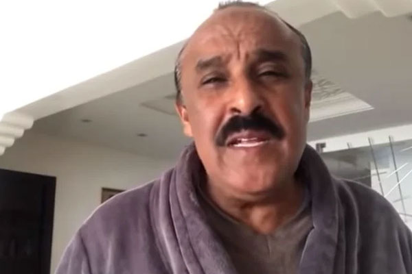 سعيد الناصري يعلن عن وفاة شقيقه بعد إصابته بفيروس كورونا