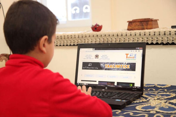 تمديد اعتماد الدراسة عن بعد بالمؤسسات التعليمية لعمالات مقاطعات الدار البيضاء