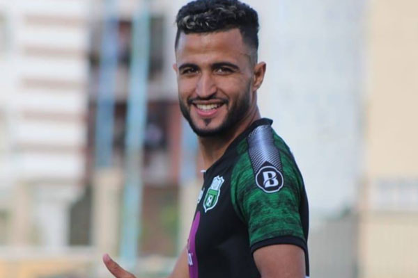 فريق الجيش الملكي لكرة القدم يتعاقد رسميا مع المهاجم زكرياء فاتي