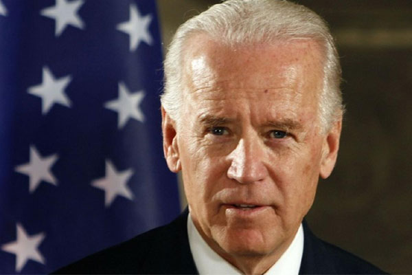 استطلاع يكشف تقدم بايدن بعشر نقاط بعد إصابة ترامب بفيروس كورونا