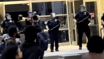 إضرام للنار ومواجهات بين محتجين وعناصر الشرطة الفرنسية بباريس