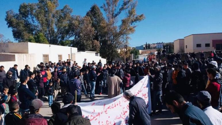 اعتقال ناشط بحراك تماسينت يثير غضب واحتجاجات الساكنة