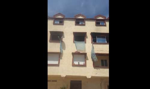 صادم… سيدة تضرم النار في منزلها ما تسبب في وفاة ابنها