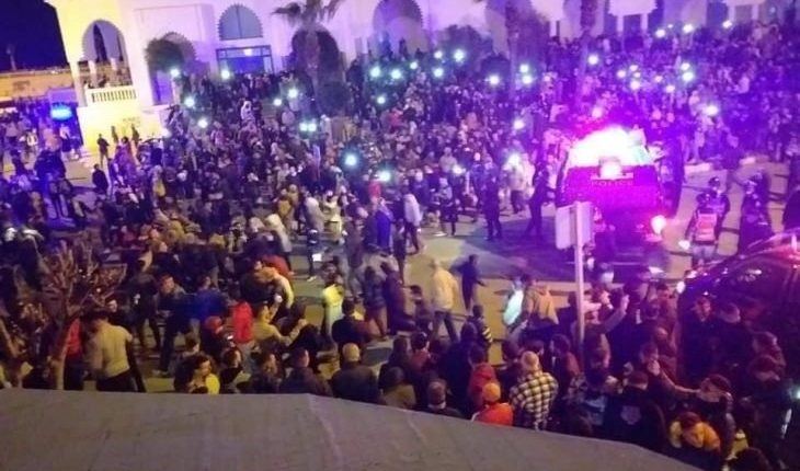 النيابة العامة قررت بتطوان متابعة أربعة معتقلين من محتجي الفنيدق في حالة اعتقال