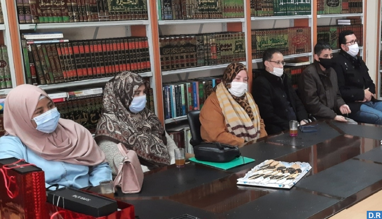الحسيمة .. ندوة تفاعلية بعنوان “شذرات من مساهمة المرأة المغربية في الدفاع عن الثوابت الدينية والوطنية”
