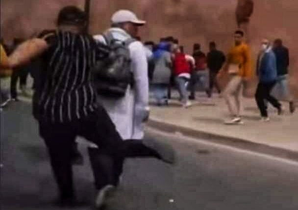 وزير حقوق الإنسان يخرج عن صمته ويتوعد بمتابعة شخص قام بتعنيف الأساتذة المتعاقدين