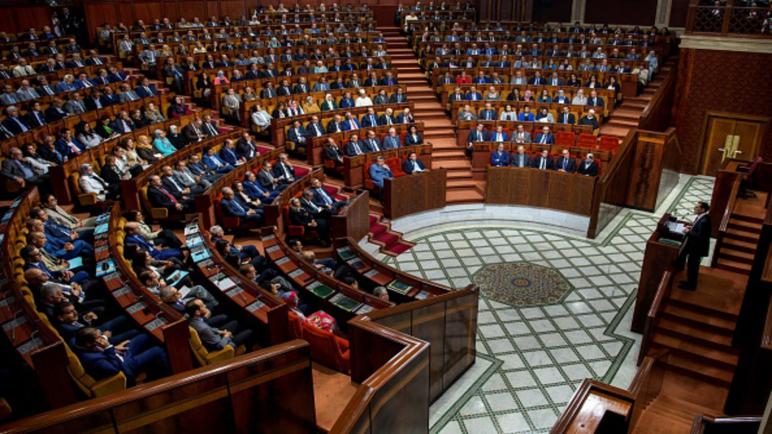 البرلمان المغربي ينفي بشكل قاطع استفادة أي عضو برلماني من السفر لحضور نهائيات كأس العالم بروسيا على حساب ميزانية مجلسيه